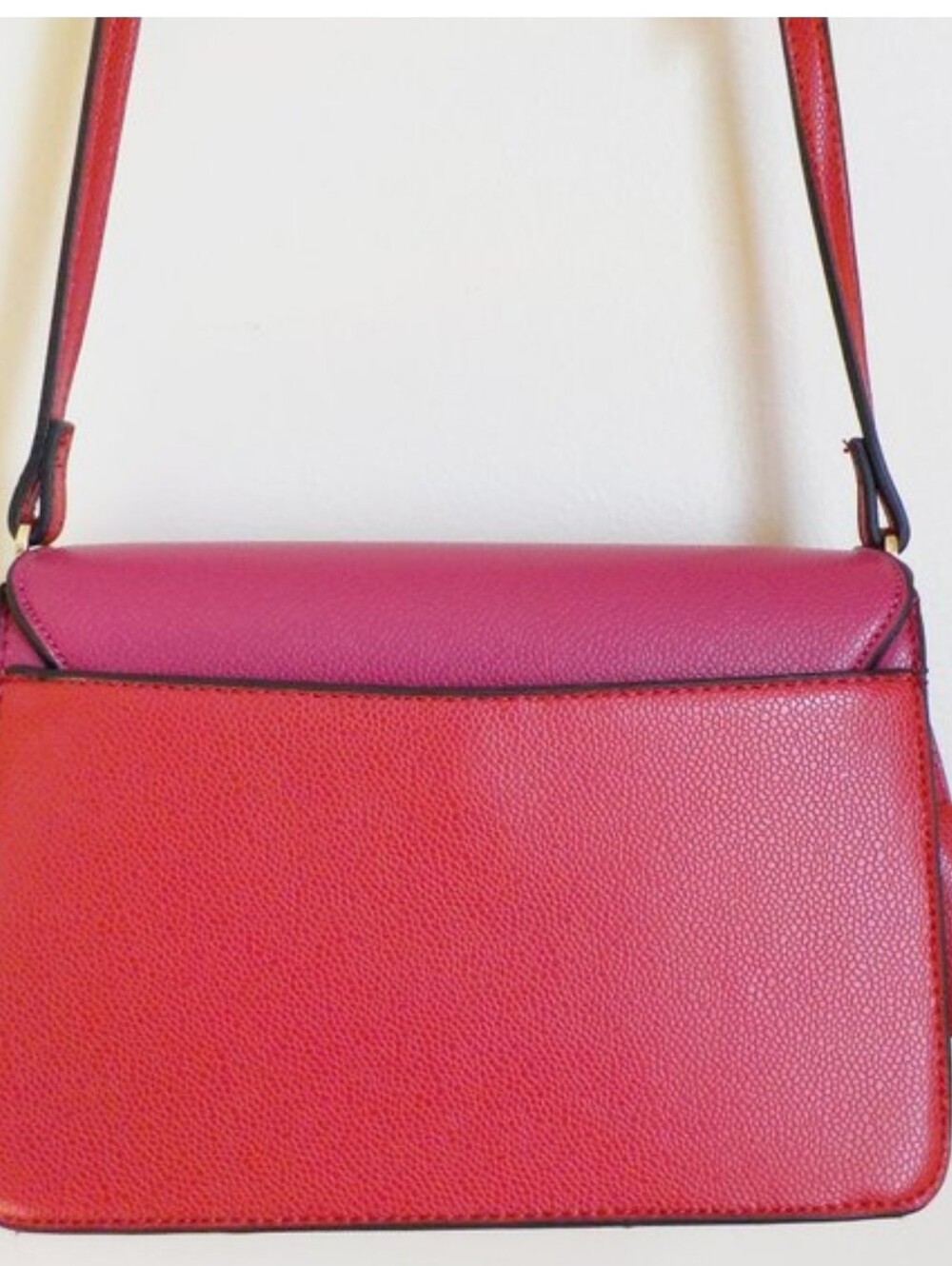 NWT Carpisa Italian Flap Crossbody Bag In Red/Hibiscus Faux Leather - Picture 6 of 16